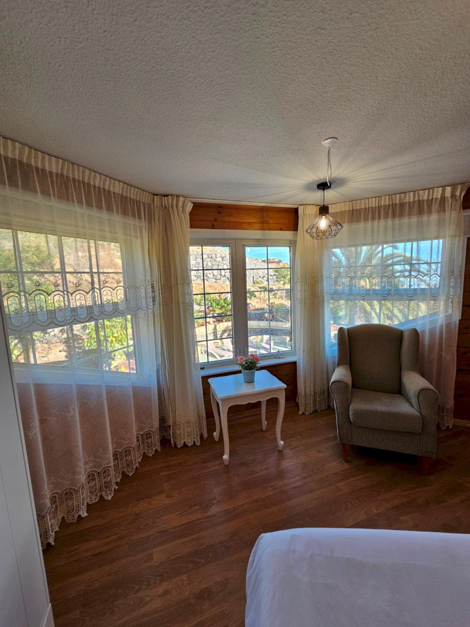 Villa Carlitos Vistas Al Mar Y A La Montana Costa Adeje  Exteriör bild