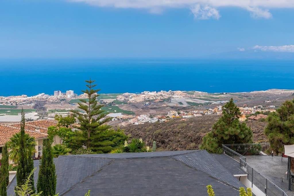 Villa Carlitos Vistas Al Mar Y A La Montana Costa Adeje  Exteriör bild